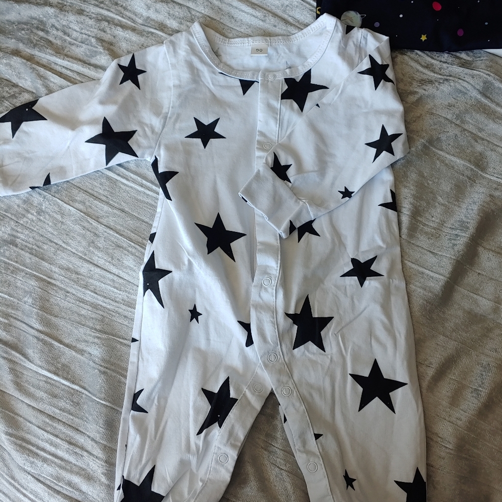 4 Baby Rompers Gender Neutral - Picture 5 of 6